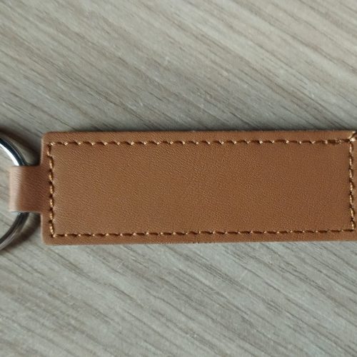 Llavero cuero marron claro Llavero de cuero sintético personalizable