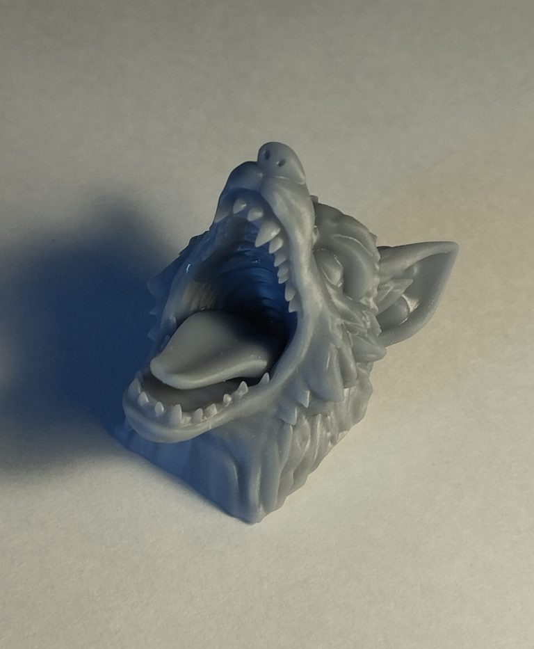 Keycap ESC de monstruo impresa en 3D vista frontal